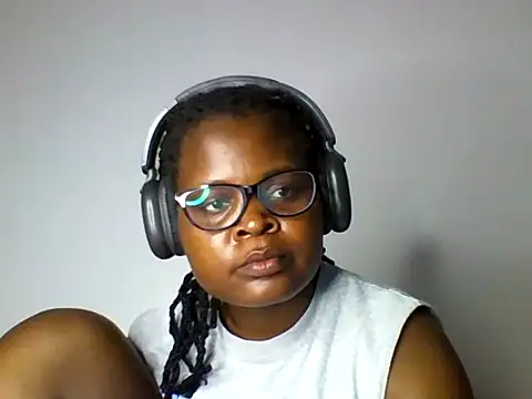 Snapshot of ladar chatting on July 11, 12:52 pm ladar online show from July 11, 12:52 pm