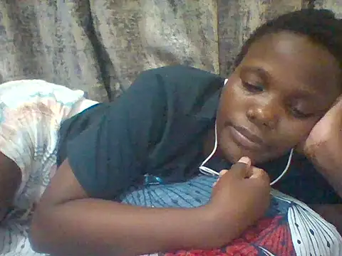 Snapshot of tina_2030 chatting on June 6, 7:40 pm tina 2030 online show from June 6, 7:40 pm