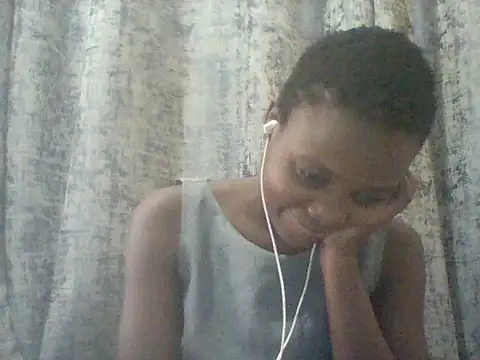 Snapshot of tina_2030 chatting on June 9, 8:26 am tina 2030 online show from June 9, 8:26 am