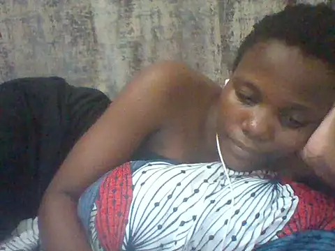 Snapshot of tina_2030 chatting on June 15, 7:32 am tina 2030 online show from June 15, 7:32 am