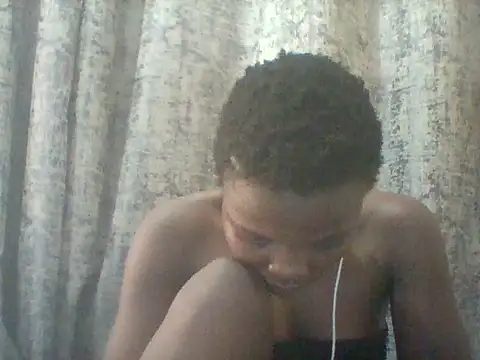 Snapshot of tina_2030 chatting on July 7, 5:10 am tina 2030 online show from July 7, 5:10 am