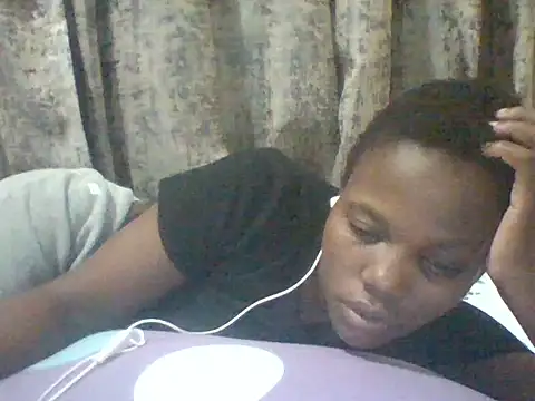 Snapshot of tina_2030 chatting on July 16, 5:46 am tina 2030 online show from July 16, 5:46 am