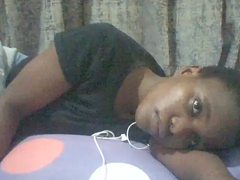 Snapshot of tina_2030 chatting on July 17, 6:31 am tina 2030 online show from July 17, 6:31 am