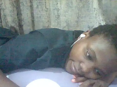 Snapshot of tina_2030 chatting on July 22, 7:33 am tina 2030 online show from July 22, 7:33 am