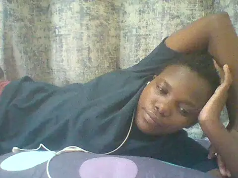 Snapshot of tina_2030 chatting on July 28, 6:31 am tina 2030 online show from July 28, 6:31 am