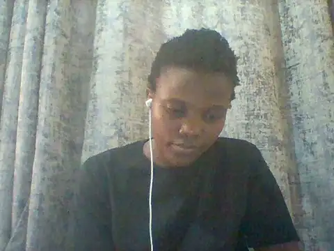 Snapshot of tina_2030 chatting on July 28, 12:48 pm tina 2030 online show from July 28, 12:48 pm