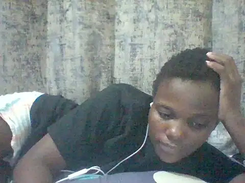 Snapshot of tina_2030 chatting on July 28, 7:39 pm tina 2030 online show from July 28, 7:39 pm
