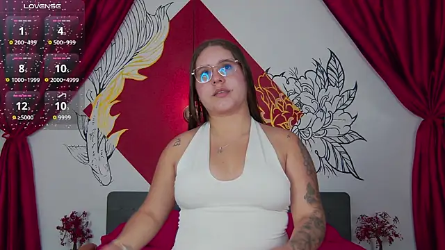 Snapshot of Lia_Avalon chatting on July 1, 11:45 am Lia Avalon online show from July 1, 11:45 am