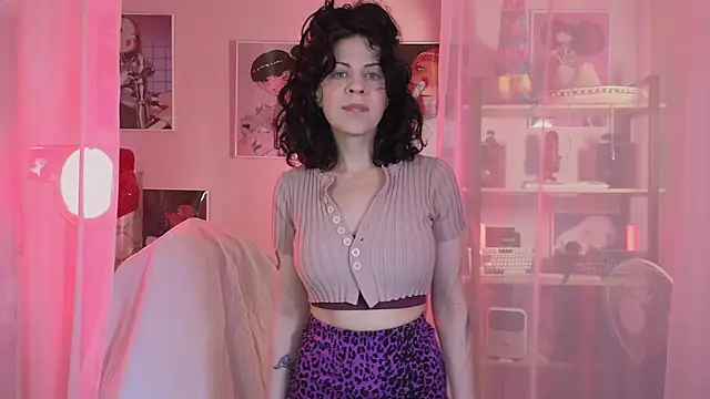 Snapshot of LuluKissmi chatting on May 31, 12:23 pm LuluKissmi online show from May 31, 12:23 pm