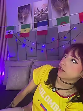 Mika love milo online show from July 4, 5:13 am
