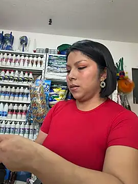 ISABELLA  LUNA online show from June 9, 1:23 pm