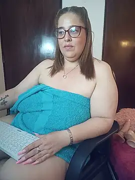 Kataleyamilf69  online show from July 28, 4:39 pm
