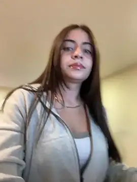 Snapshot of Hanna_Cruz_ chatting on June 26, 1:26 pm Hanna Cruz online show from June 26, 1:26 pm