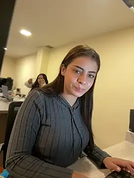 Snapshot of Hanna_Cruz_ chatting on July 22, 4:21 pm Hanna Cruz online show from July 22, 4:21 pm