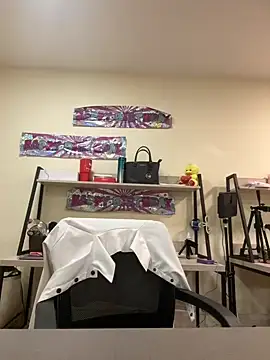 Snapshot of Hanna_Cruz_ chatting on July 24, 3:54 pm Hanna Cruz online show from July 24, 3:54 pm