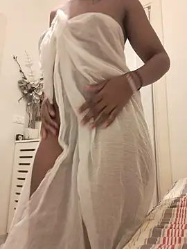 Cutechoco online show from June 12, 7:57 pm