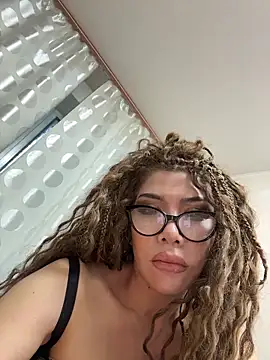 JessicaNichols  online show from May 30, 2:03 pm