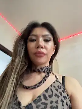 JessicaNichols  online show from June 17, 10:17 am
