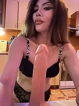 JessicaNichols  online show from August 1, 11:42 am