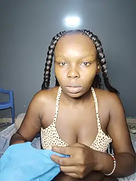 Snapshot of Sexymaurine chatting on June 11, 4:38 pm Sexymaurine online show from June 11, 4:38 pm