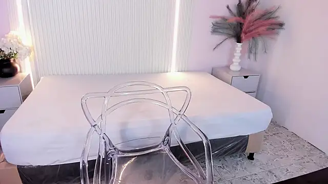 AmyPrice9 online show from June 6, 11:48 am