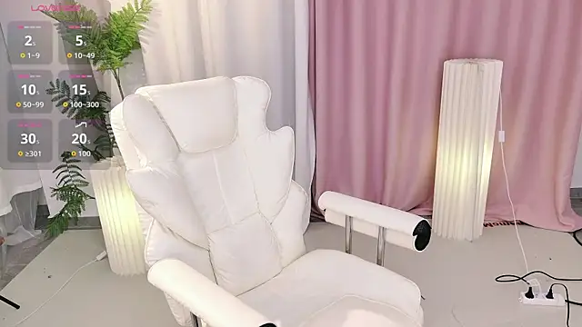 Snapshot of xiaojiu-baobei chatting on June 12, 5:23 pm xiaojiu-baobei online show from June 12, 5:23 pm