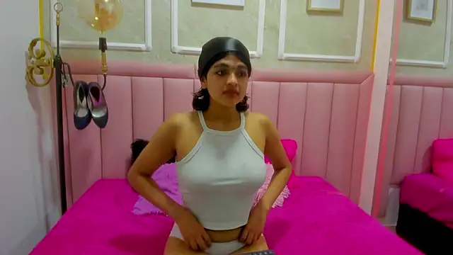 velvet girll online show from June 16, 6:21 pm