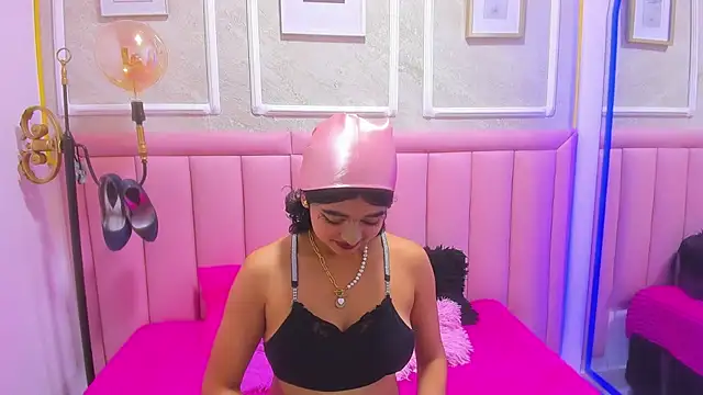 velvet girll online show from July 6, 1:41 pm