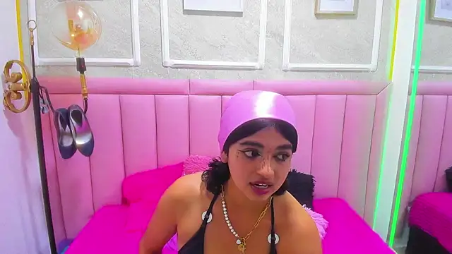 velvet girll online show from July 8, 1:04 pm