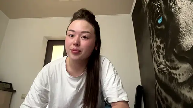 ChelsieThuman online show from June 7, 4:38 am