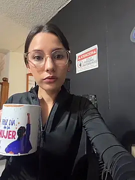 SaraSeduce7 online show from June 6, 1:38 pm