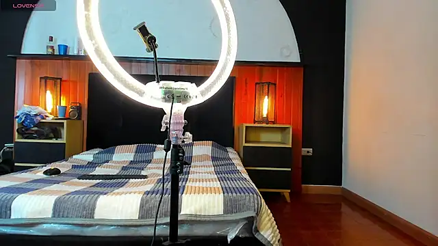 Stormandloganxx online show from July 2, 1:17 pm