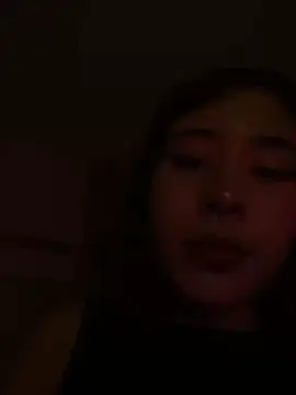 Ryliaaa online show from May 29, 7:01 pm