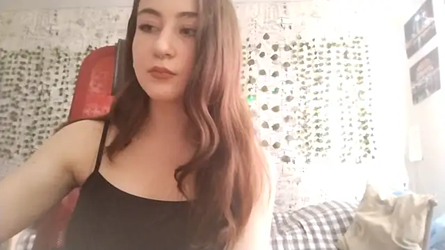 Snapshot of Pollykiss chatting on June 16, 10:18 am Pollykiss online show from June 16, 10:18 am