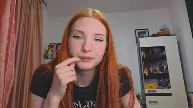 Olivia Ridd online show from June 10, 11:24 pm