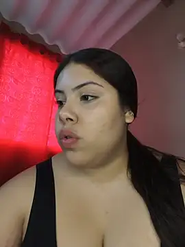 Snapshot of Sexy_Sweet11 chatting on June 11, 9:02 pm Sexy Sweet11 online show from June 11, 9:02 pm