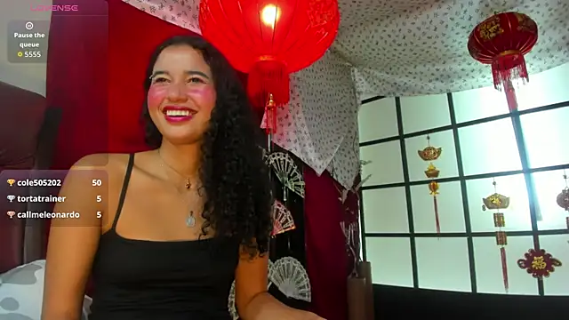 Snapshot of Aurora_Gatty chatting on June 15, 7:43 am Aurora Gatty online show from June 15, 7:43 am