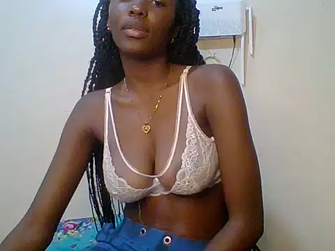 Snapshot of Shania_loveer chatting on June 3, 8:03 pm Shania loveer online show from June 3, 8:03 pm