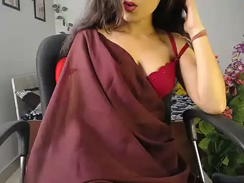Snapshot of Lust_queen6 chatting on May 21, 4:08 am Lust queen6 online show from May 21, 4:08 am