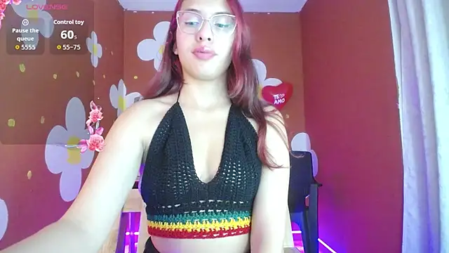 Snapshot of ashly_litlle chatting on June 6, 3:44 am ashly litlle online show from June 6, 3:44 am
