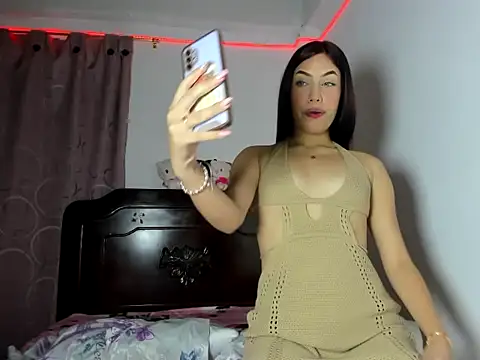 Snapshot of Samantha_sin19 chatting on June 13, 12:41 am Samantha sin19 online show from June 13, 12:41 am