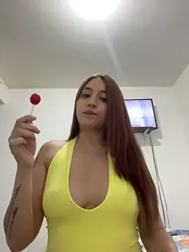 EsmeraldaMidnight online show from June 10, 6:34 am