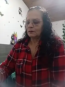 Snapshot of katrinna_ chatting on June 7, 8:56 pm katrinna online show from June 7, 8:56 pm