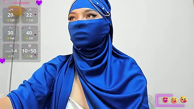 Snapshot of Samira_1 chatting on June 5, 8:36 pm Samira 1 online show from June 5, 8:36 pm