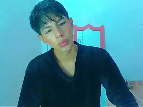 Snapshot of phuwin_bj chatting on May 31, 5:37 am phuwin bj online show from May 31, 5:37 am
