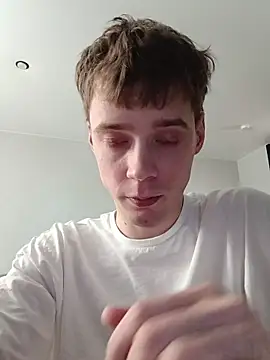 Snapshot of Gaarty chatting on June 10, 2:34 am Gaarty online show from June 10, 2:34 am
