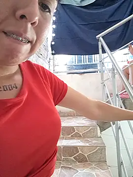 HOTANDSKINNY online show from June 15, 11:01 am