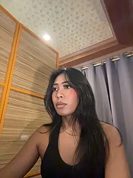 hugecock tamira online show from July 11, 6:32 pm