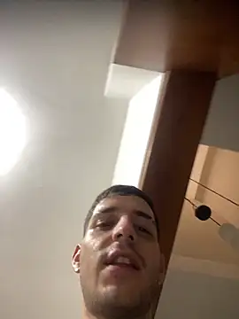 Snapshot of boy_max_latin chatting on June 11, 8:18 pm boy max latin online show from June 11, 8:18 pm