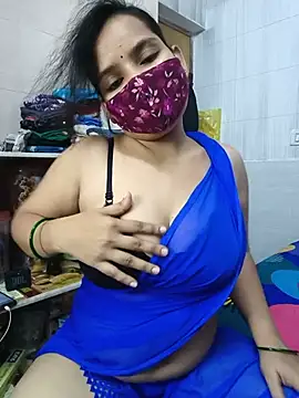 Snapshot of shalini_gupta05 chatting on July 26, 4:25 pm shalini gupta05 online show from July 26, 4:25 pm